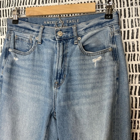 AE Ripped Mom Jean - Picture 7 of 13